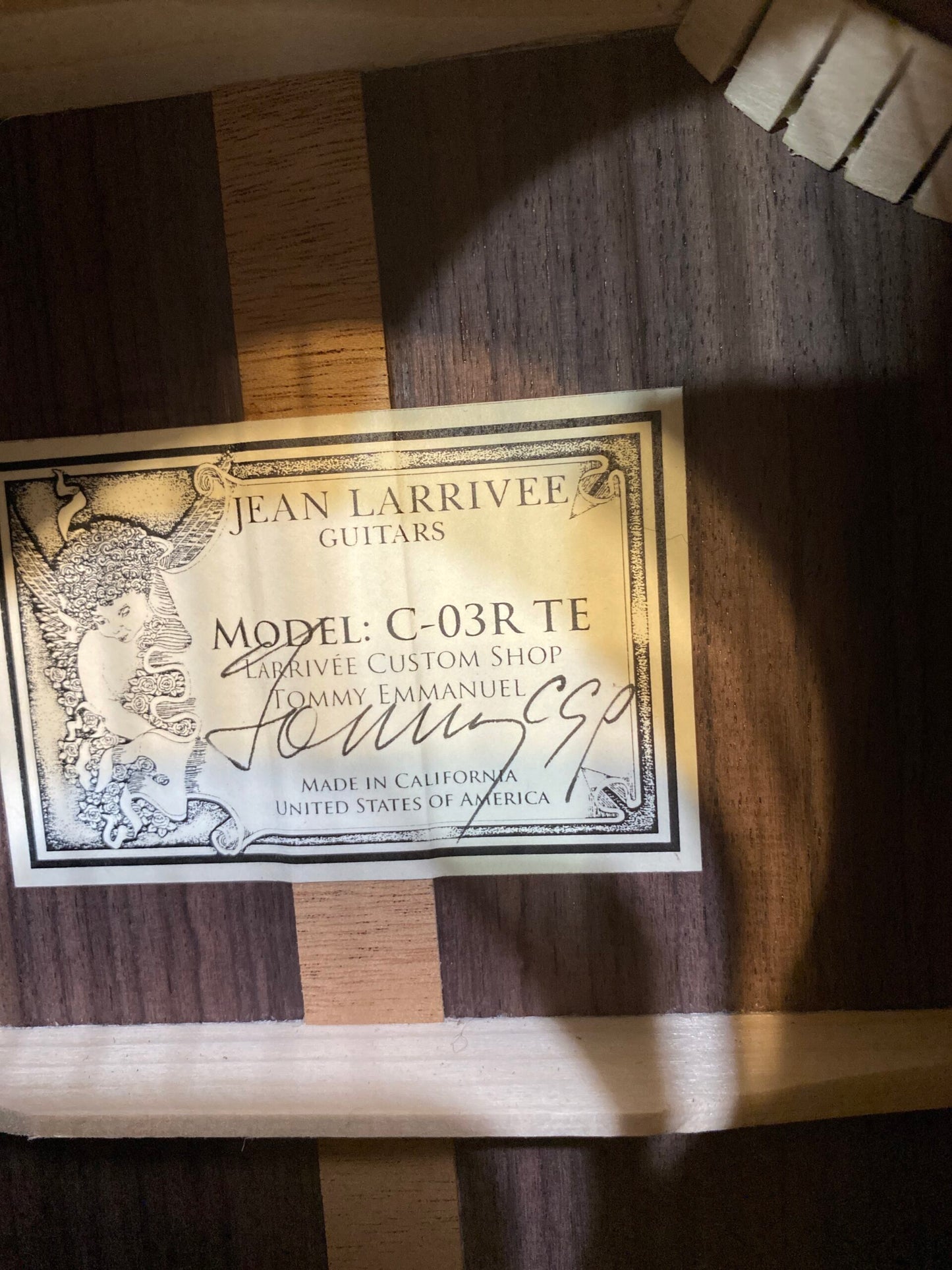 LARRIVEE C-03R-TE TOMMY EMMANUEL