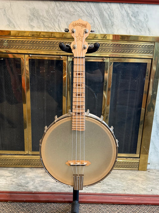 DEERING GOOD TIME BANJO UKE