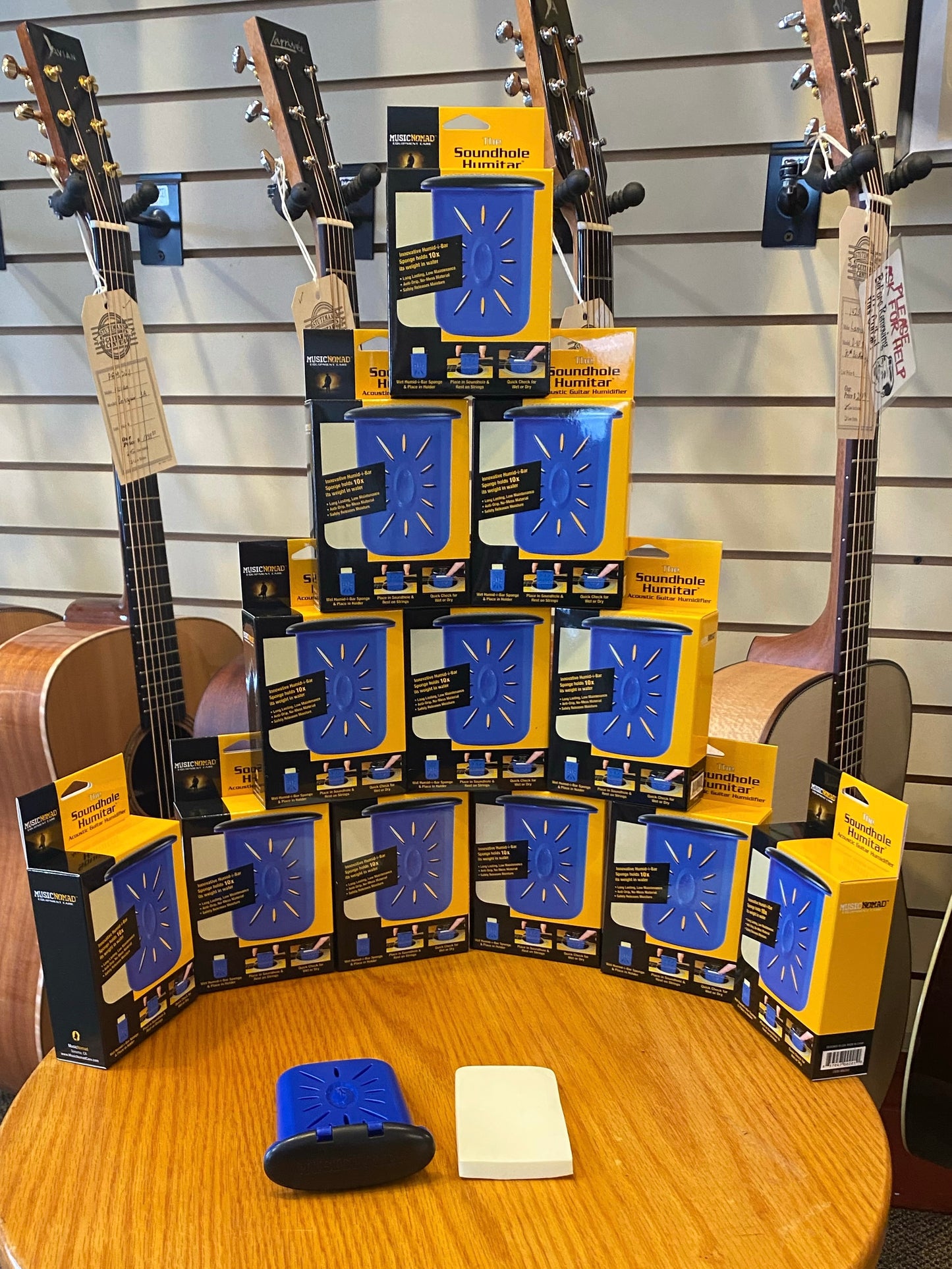 HUMITAR GUITAR HUMIDIFIER