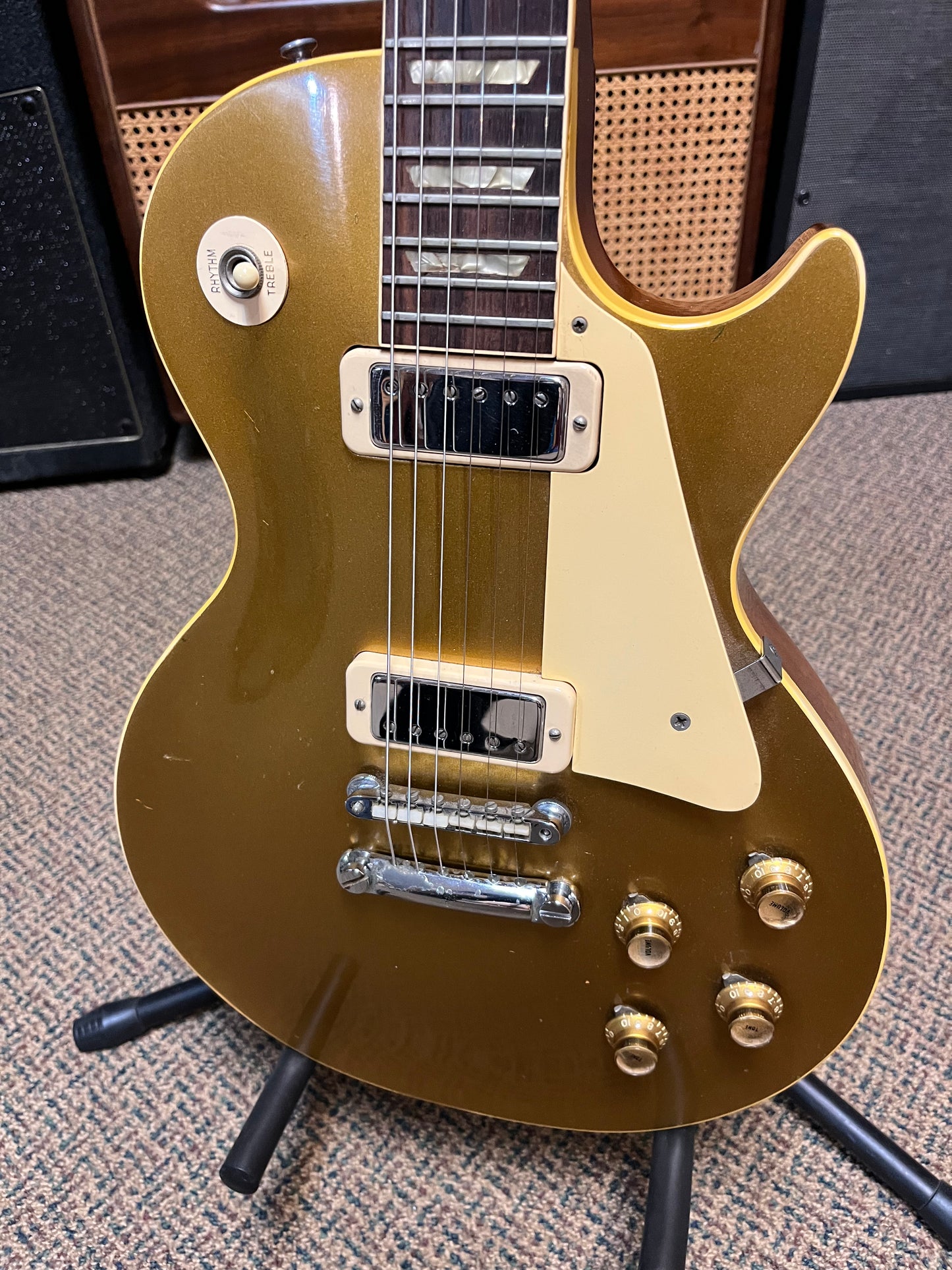 Gibson Les Paul Deluxe Goldtop 1969  (COMING SOON!!)  $TBD
