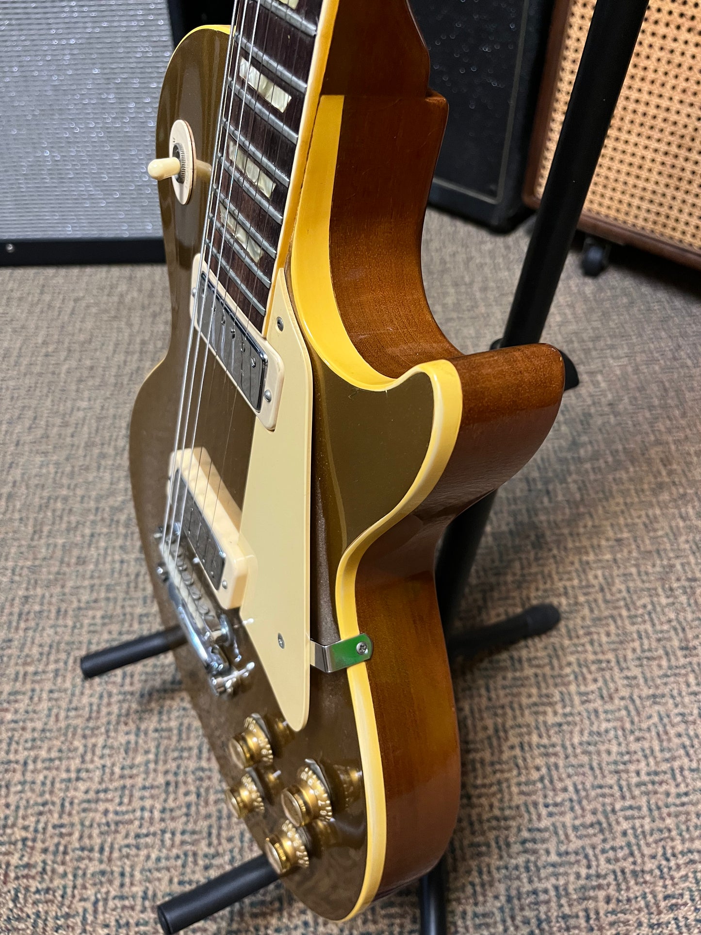 Gibson Les Paul Deluxe Goldtop 1969  (COMING SOON!!)  $TBD