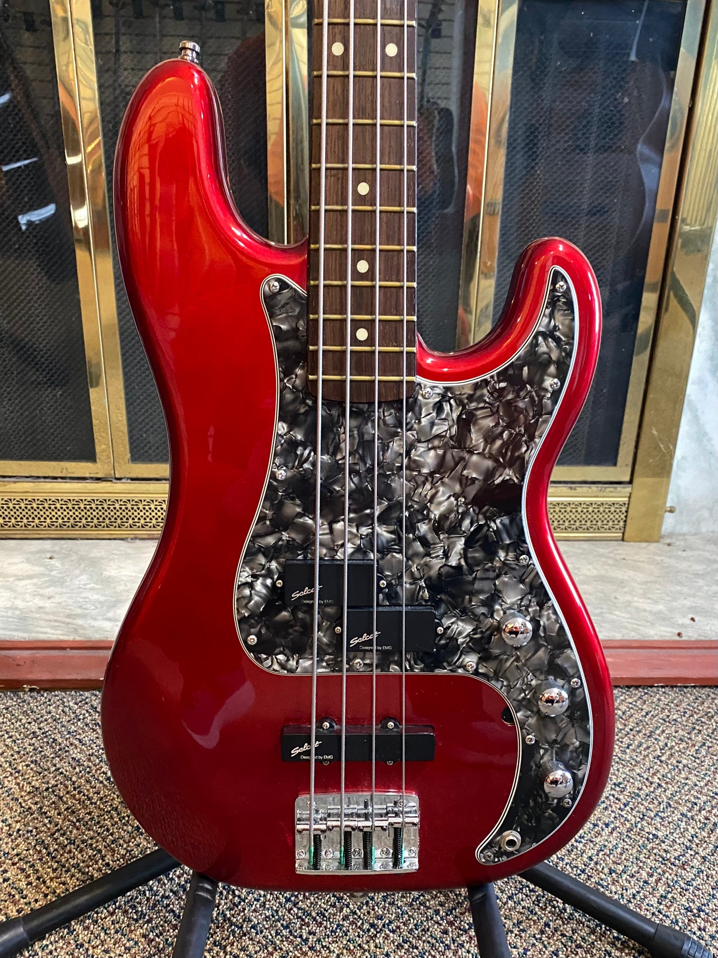 FENDER JAZZ BASS SPECIAL