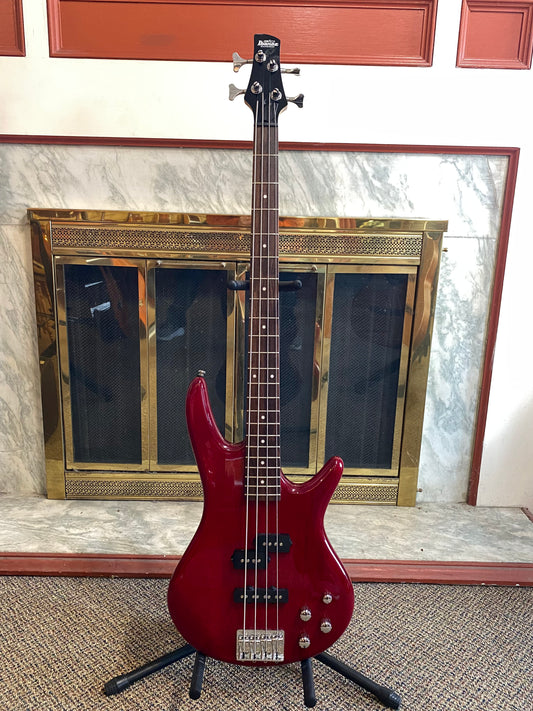 IBANEZ GSR200