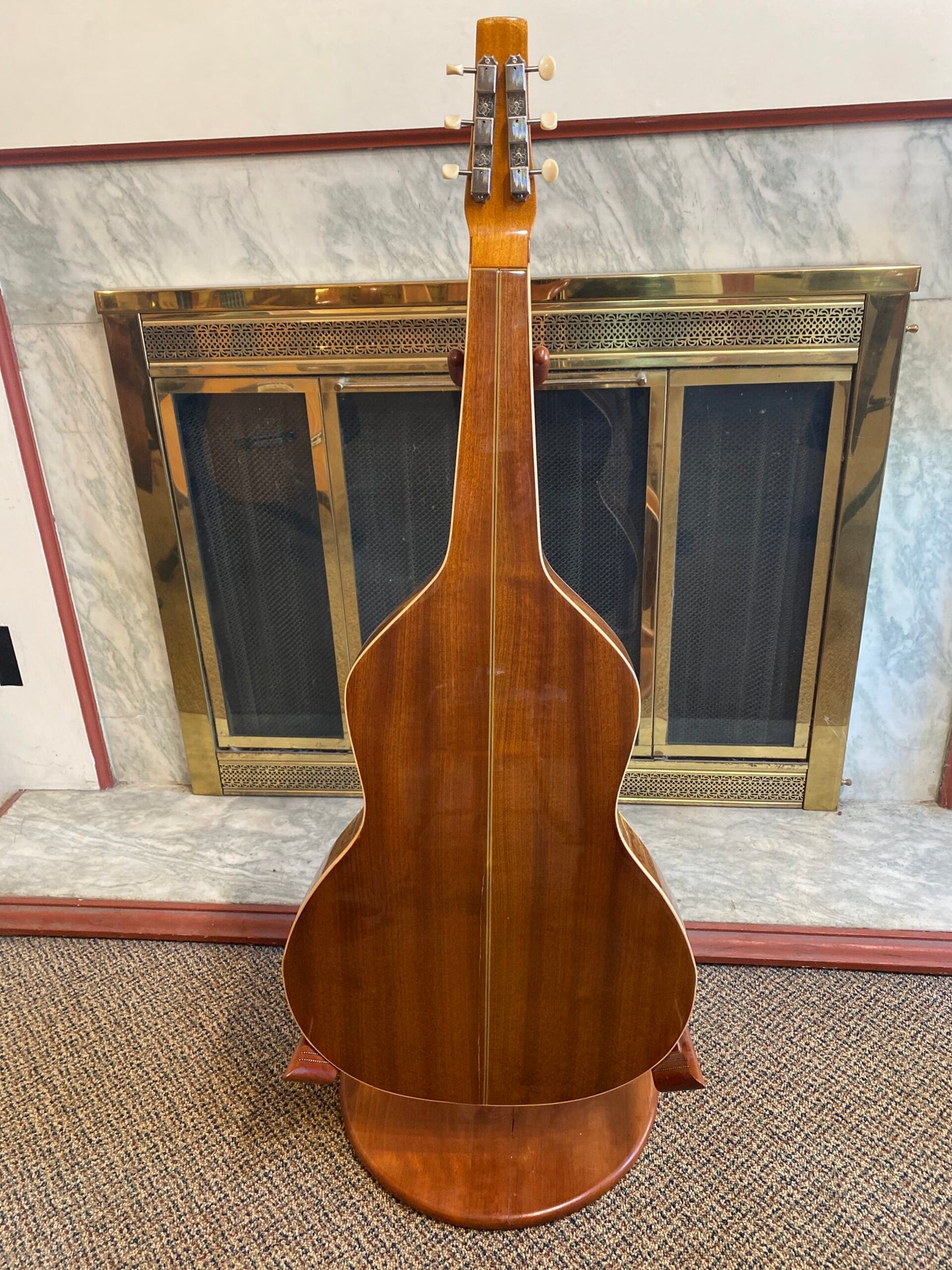 ANDERWOOD WEISSENBORN CLONE