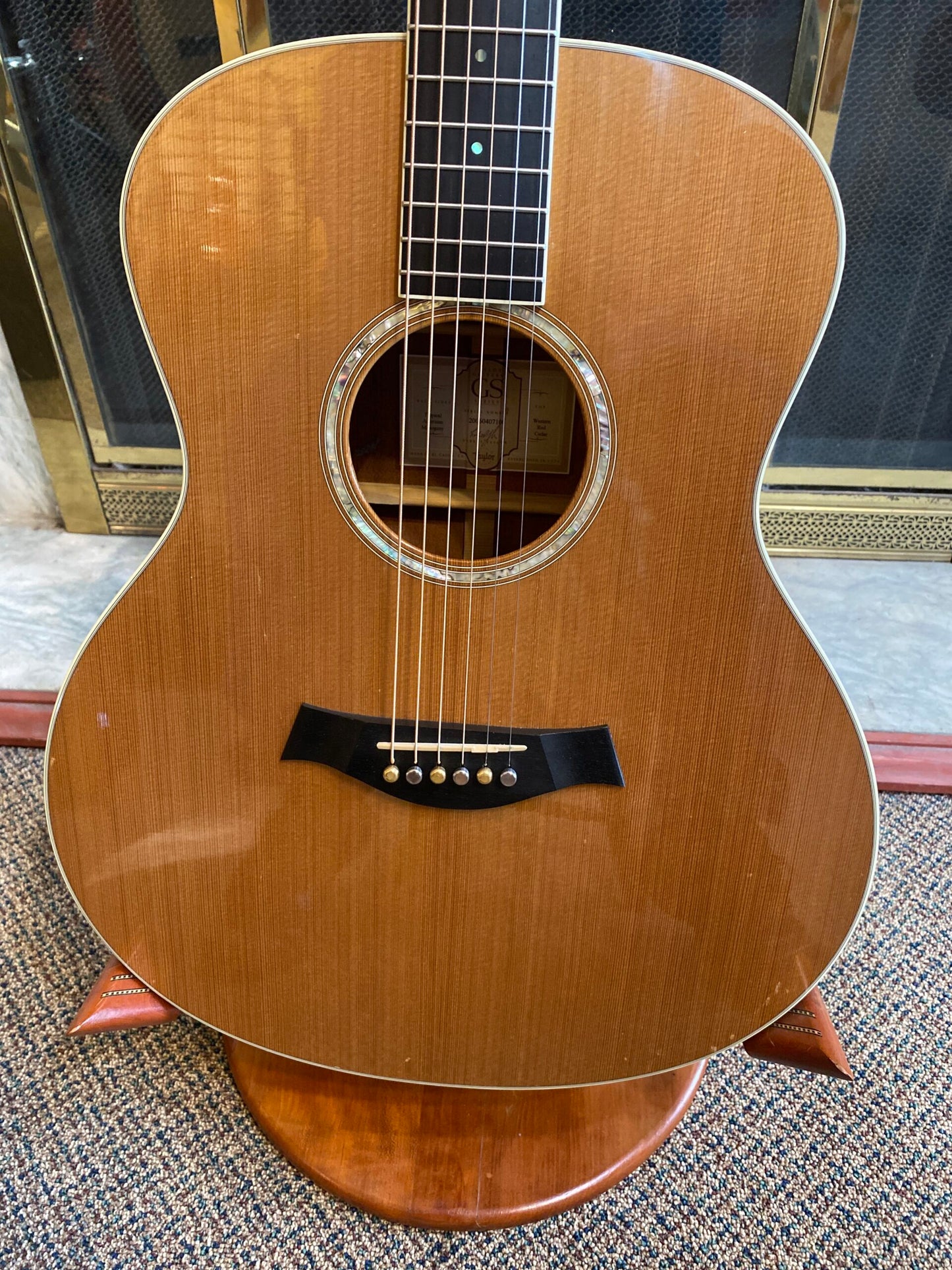 TAYLOR GRAND SYMPHONY