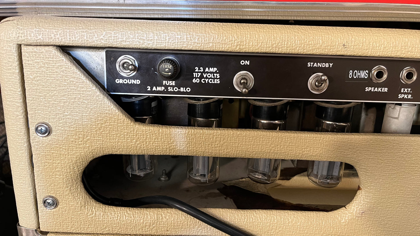 1964 FENDER SHOWMAN AMP