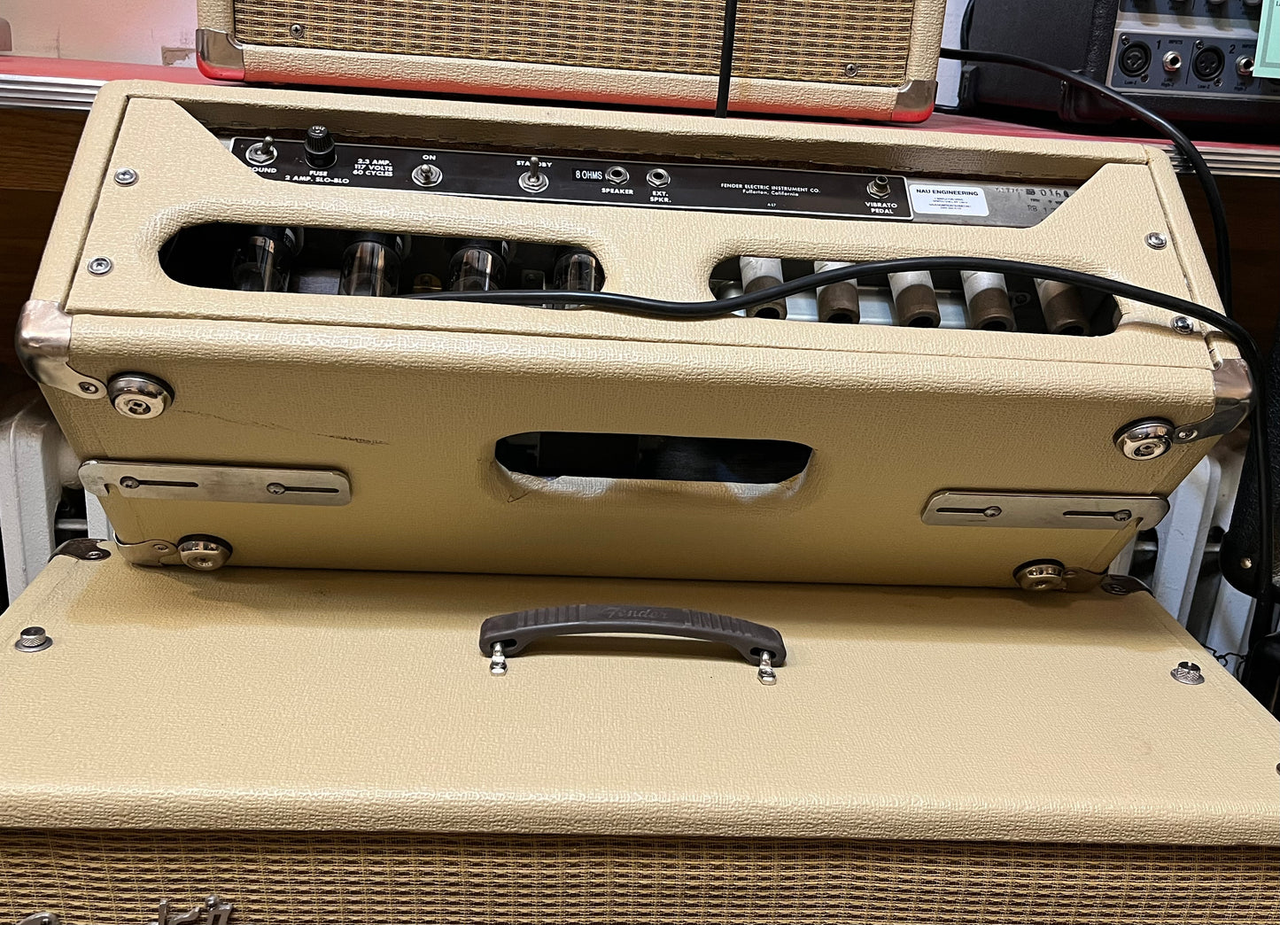 1964 FENDER SHOWMAN AMP