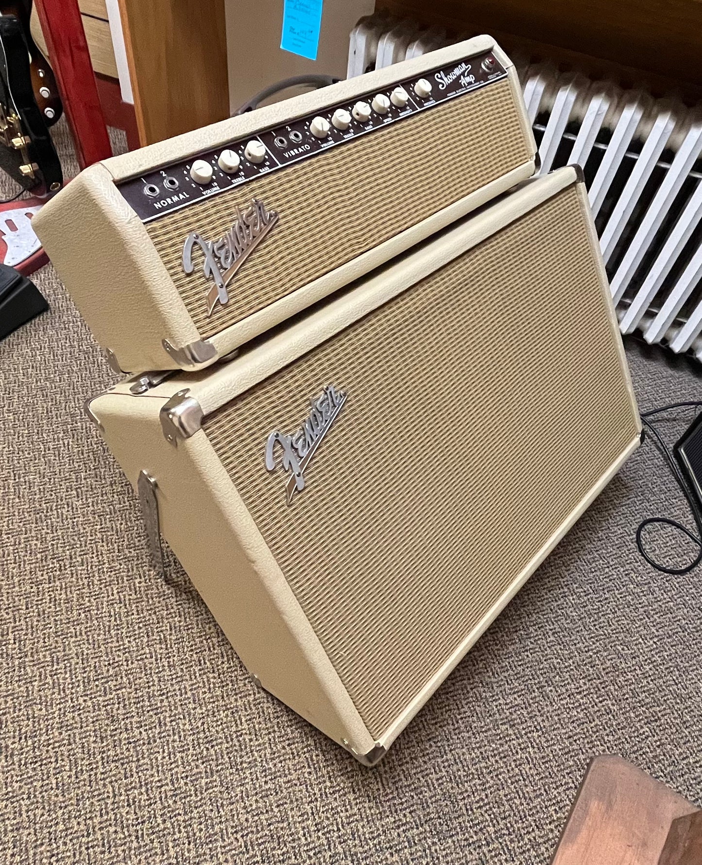 1964 FENDER SHOWMAN AMP