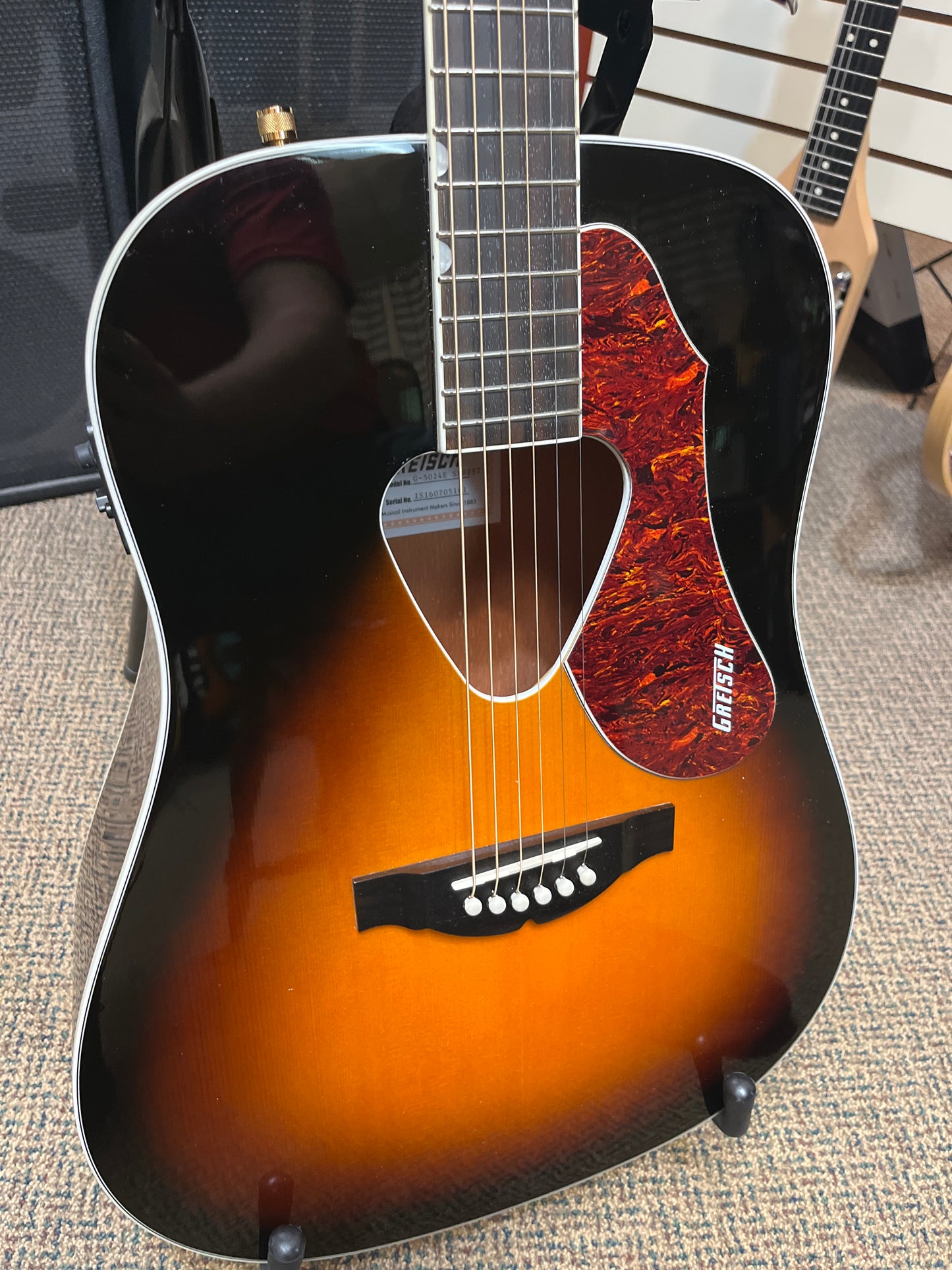 Gretsch G5204E