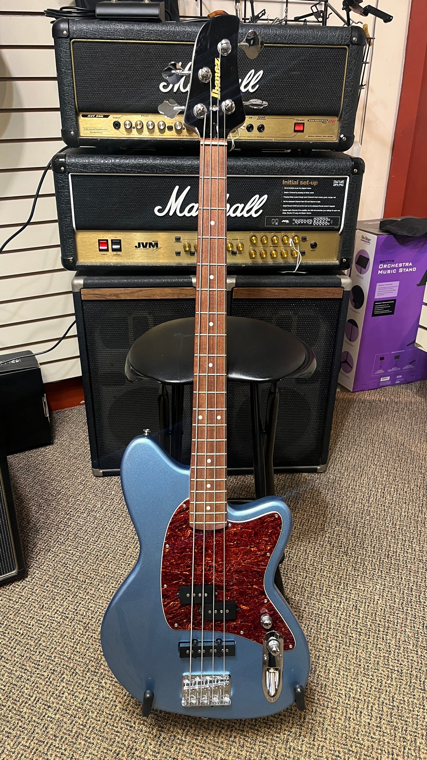 Ibanez TMB 100 bass
