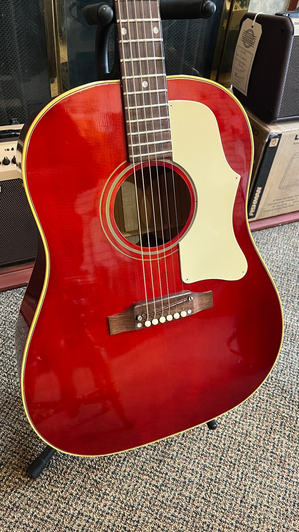 GIBSON J-45 (1966-69)