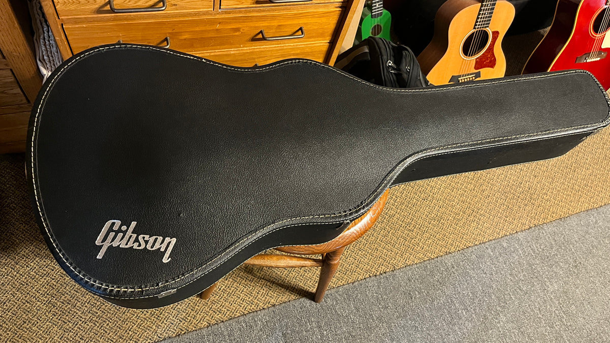 GIBSON J-45 (1966-69)