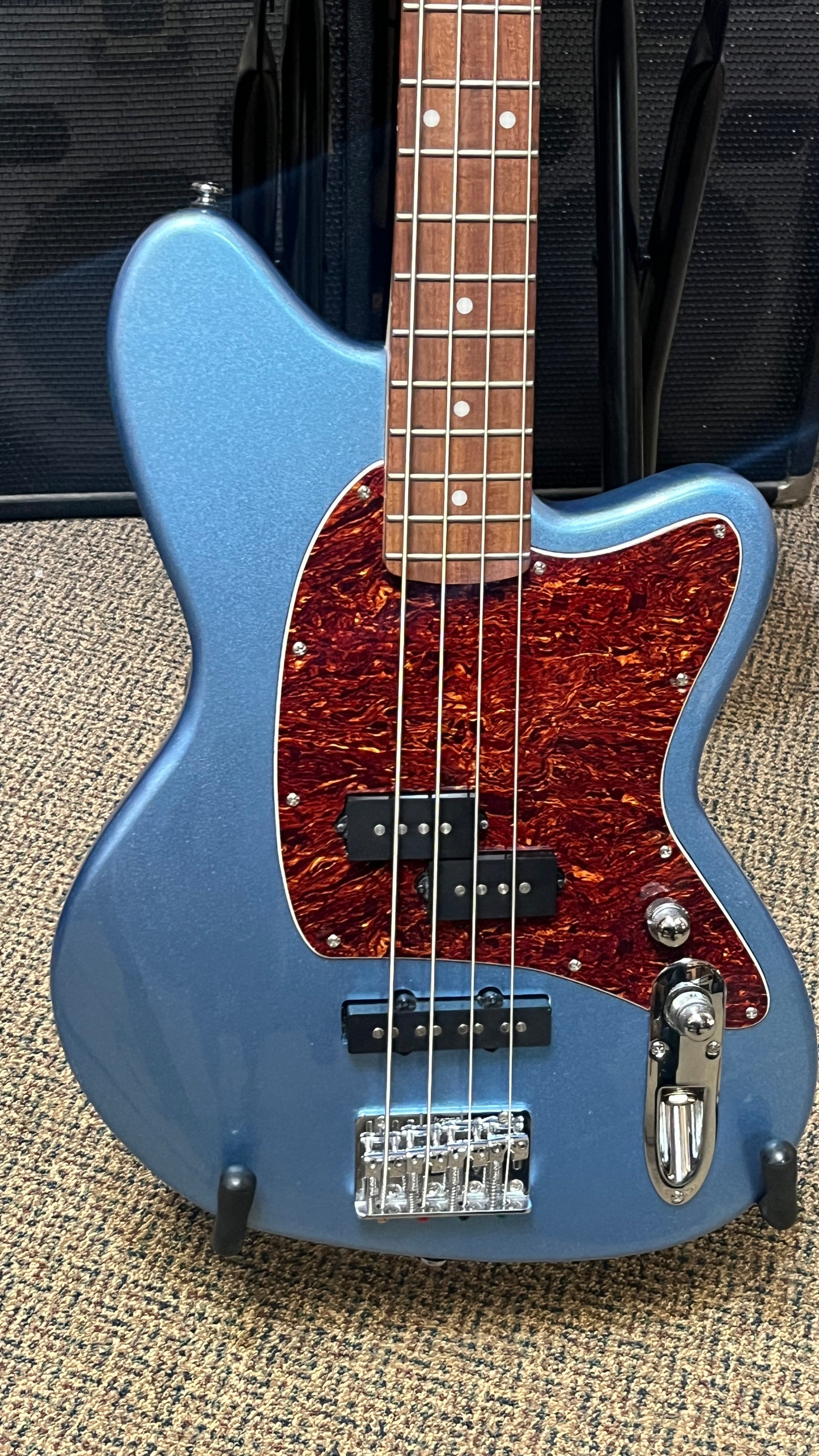 Ibanez TMB 100 bass