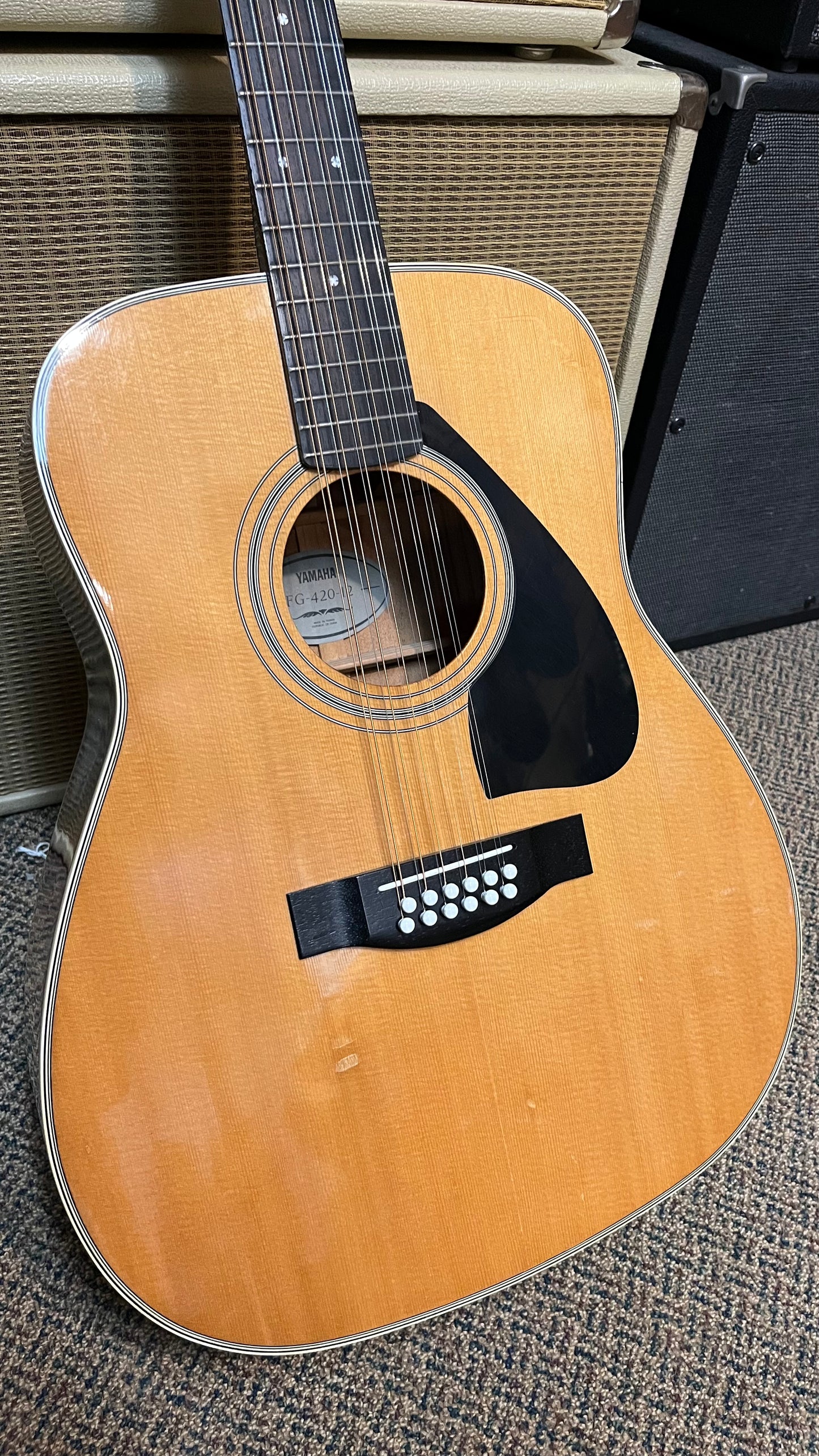 Yamaha FG-420-12