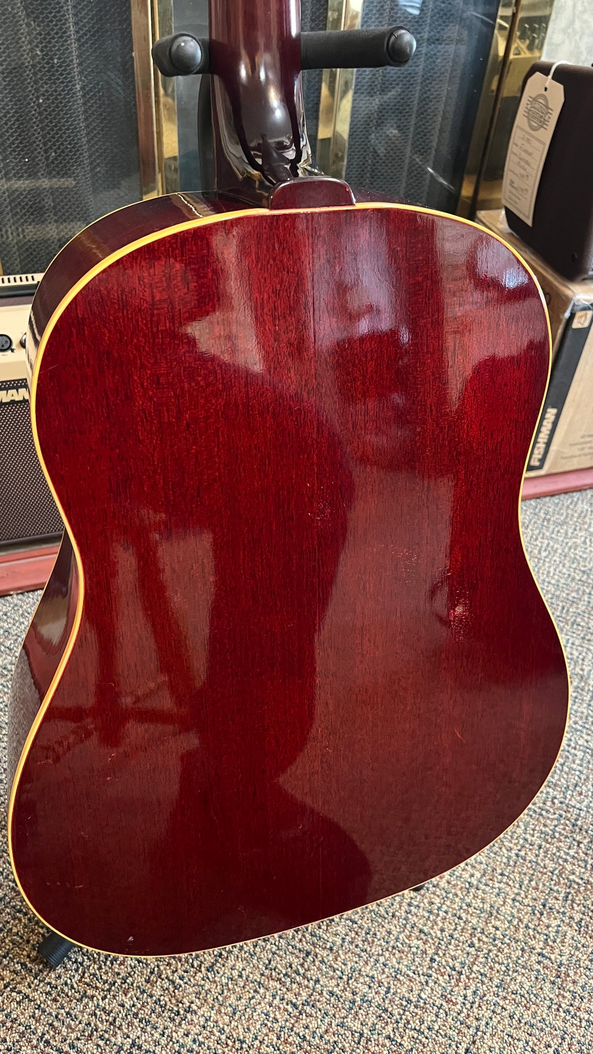 GIBSON J-45 (1966-69)
