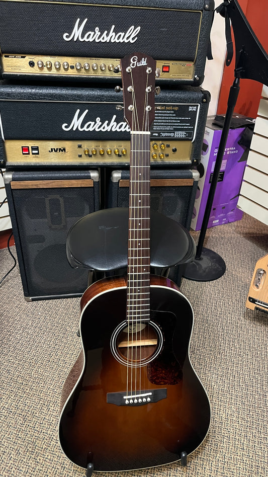 Guild DS-240