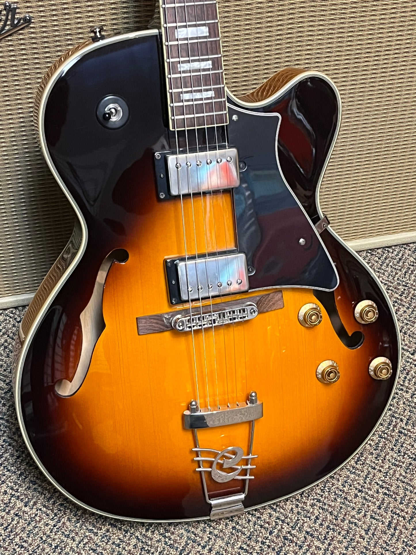 Cort Yorktown hollowbody
