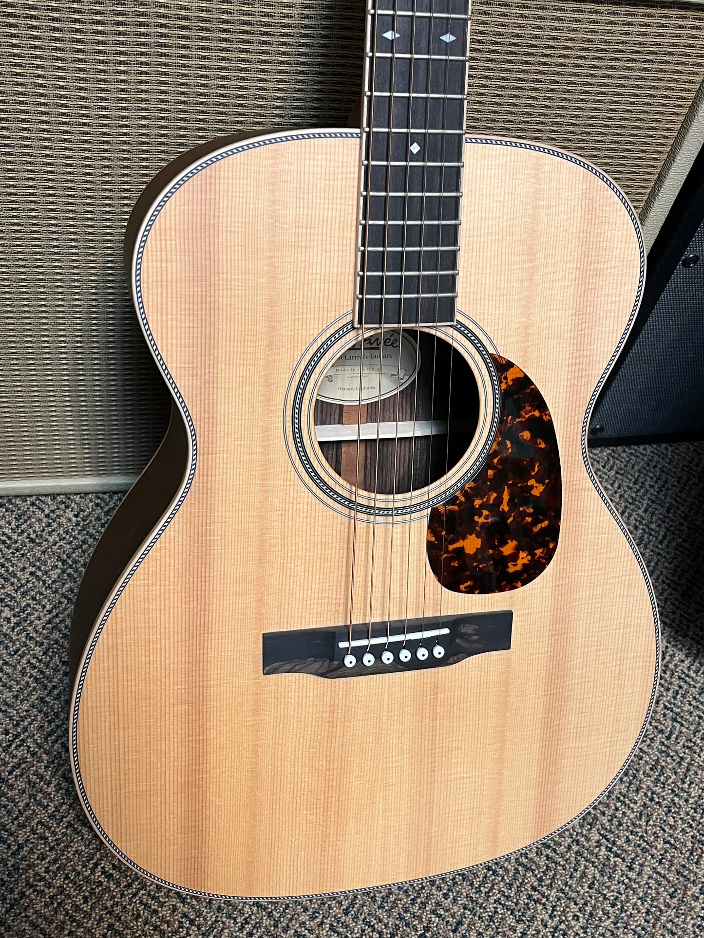 Larrivee OM-40R