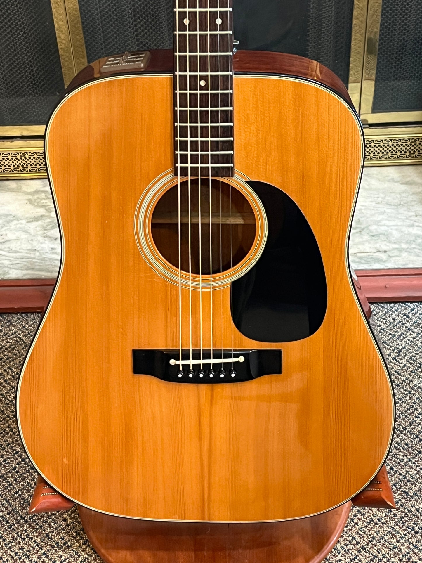 Takamine EF-340S "Lawsuit Model"