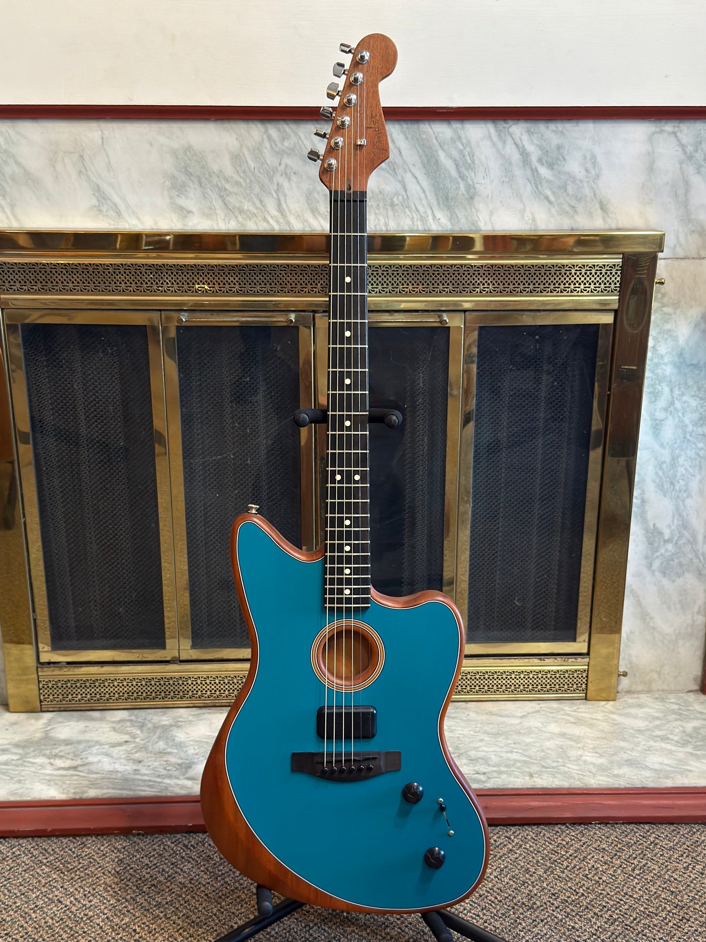 FENDER ACOUSTASONIC JAZZMASTER