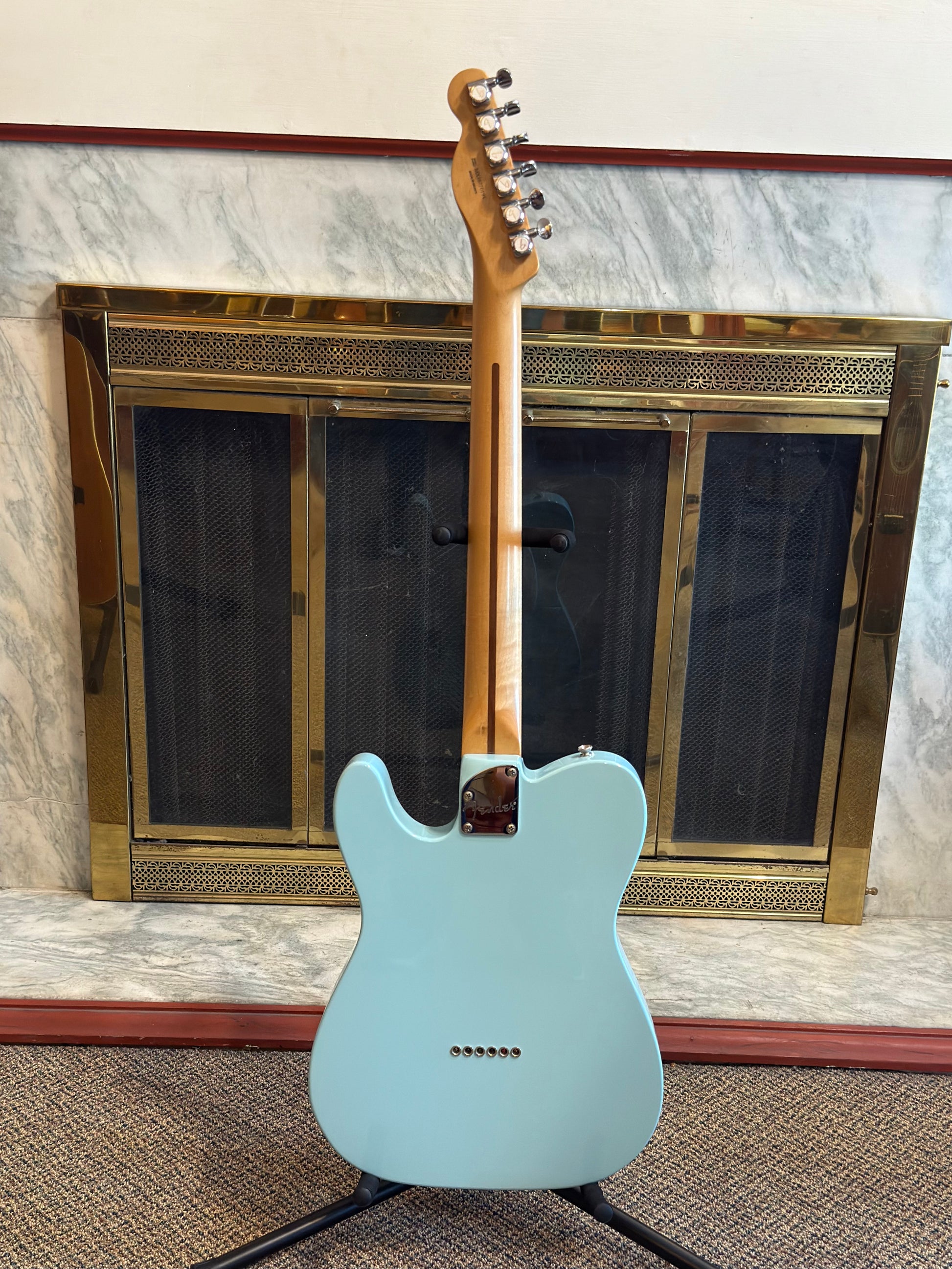 FENDER TELECASTER DELUXE NASHVILLE – Stutzman's Guitar Center FENDER TELECASTER DELUXE NASHVILLE – Stutzman's Guitar Center