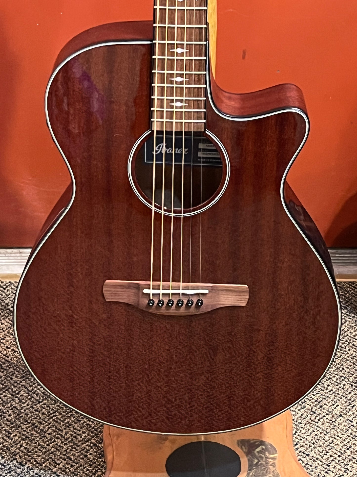Ibanez AEG62-MNH