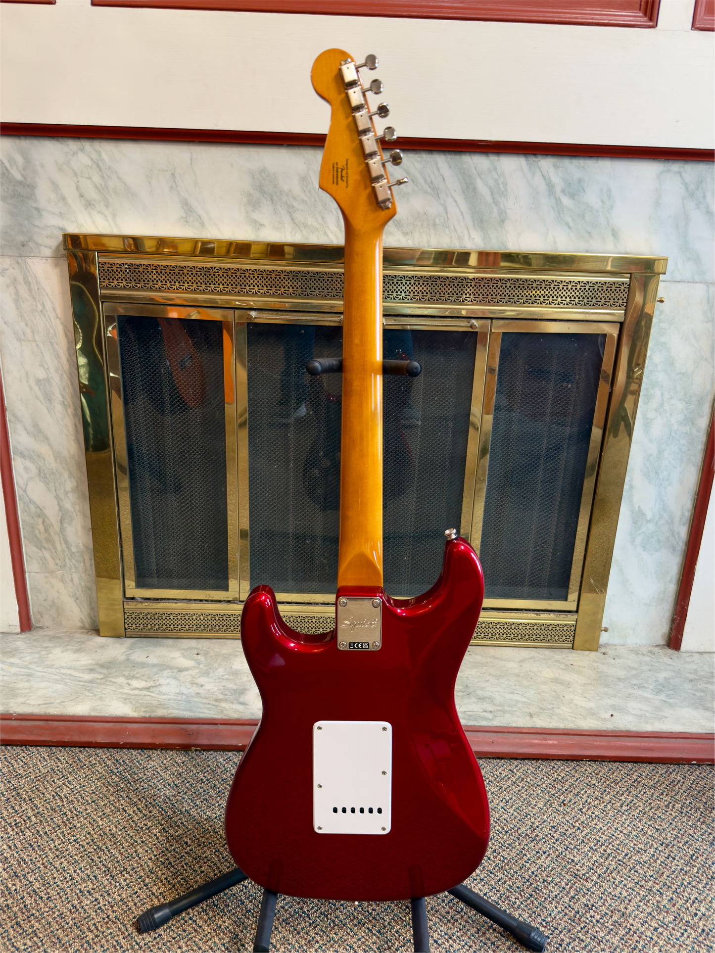 SQUIER 1960's CLASSIC VIBE STRATOCASTER