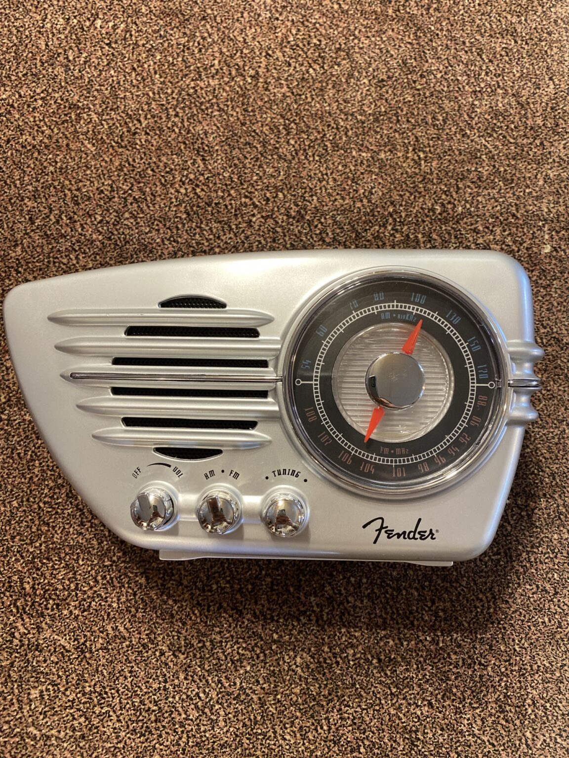 FENDER STREAMLINER AM FM RADIO – Stutzman's Guitar Center